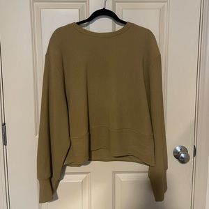 Greenish/yellowish crewneck sweater